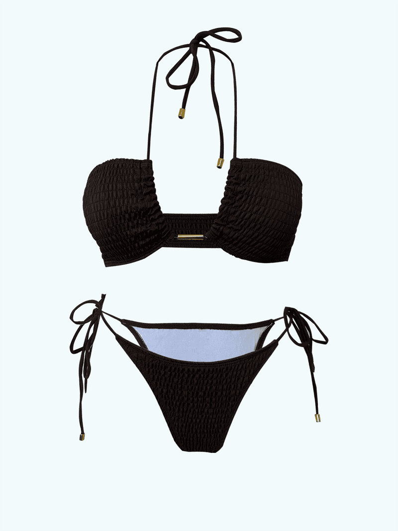 Maillot de bain féminin de couleur unie avec des plis de bikini sexy