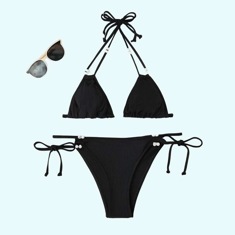 Bikini à la lanière